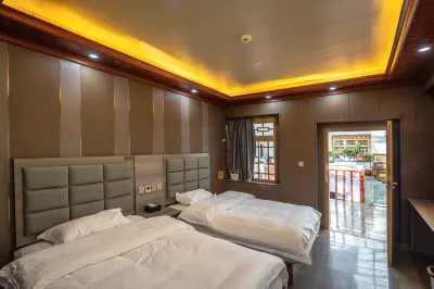 Kangsang Hotel Hotels near Mount Qomolangma