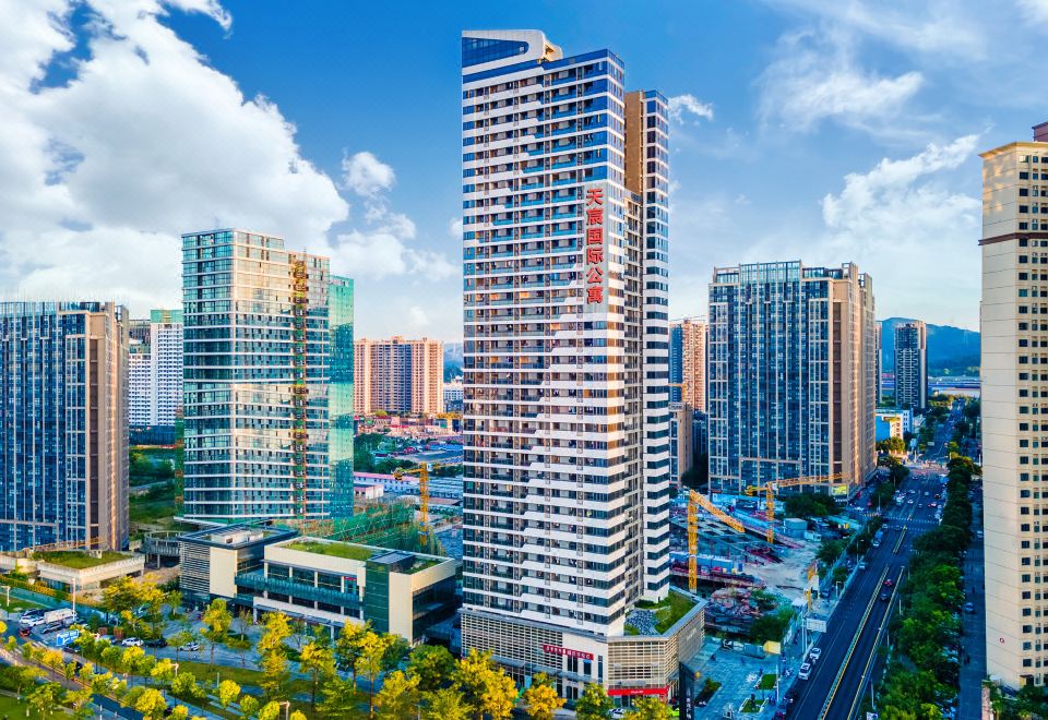 Tianchen International Apartment (Shenzhen Pingshan World Trade Plaza)