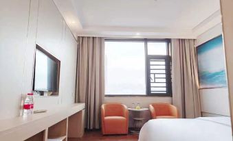 Zhenfeng Hotel