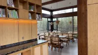 Lusu Zhulin Mijing Vacation Apartment Hotel di Taojiang