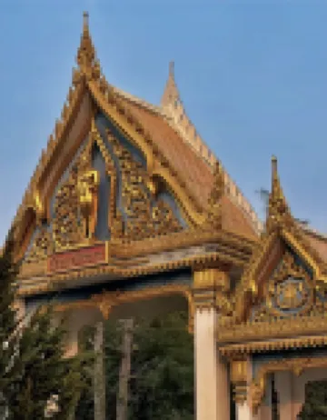 Luoyang Yuanbao Hotel (Luoyang Longmen High-speed Railway Station)