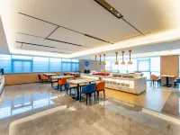 Holiday Inn Express NANJING RIVERSIDE by IHG Hotels in der Nähe von Yuejiang Turm