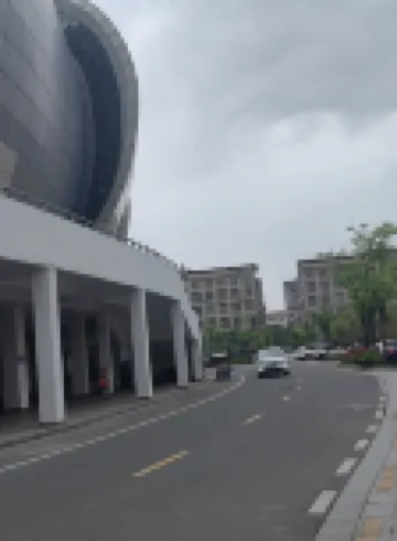 Rongrong Homestay (Ruijin Stadium Branch)