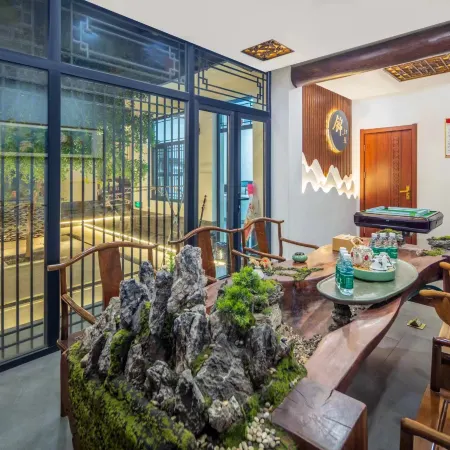 Jin Boshe Inn