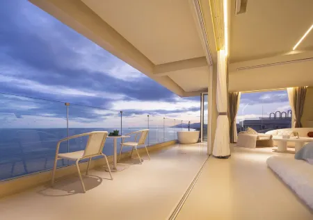 Yayi Select Seaview Apartment