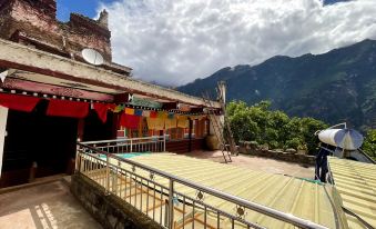 단바 Liuxi Chinese Inn Homestay 2성급 호텔 스위트룸