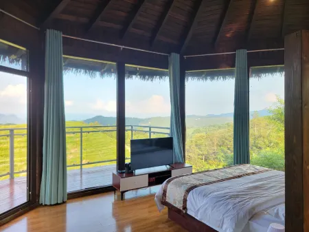 Ziyunju Homestay Отели в г. Баокан