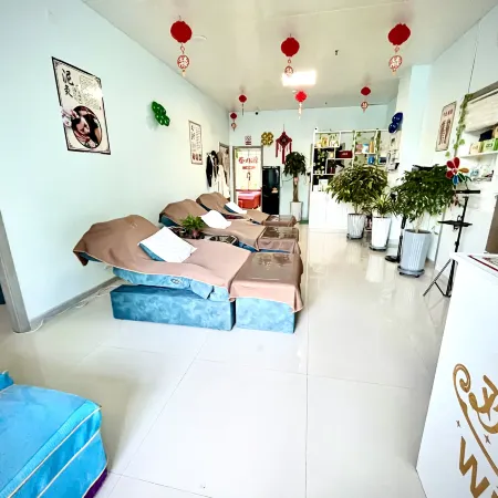Golden Naran Hotel in Burqin