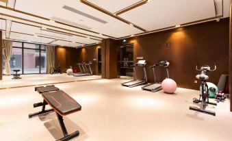 Yueta X Esports Hotel (Zhanjiang Xiashan District High speed Railway North Station Branch)