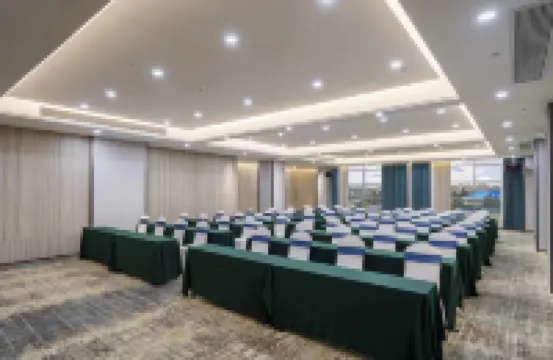 Boyue Hotel (Guilin Two Rivers And Four Lakes Elephant Trunk Hill Scenic Area)