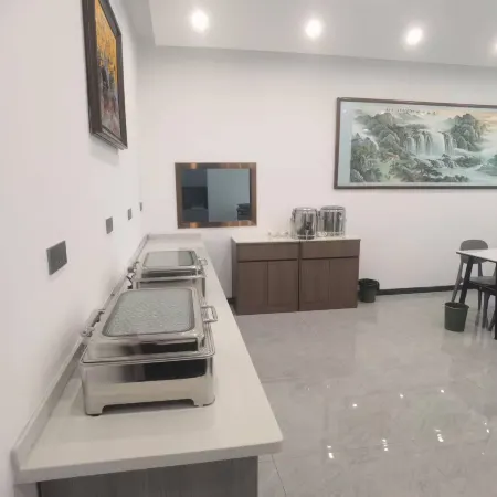 Korla Jinlan Business Hotel (Southern Xinjiang Grand Bazaar)