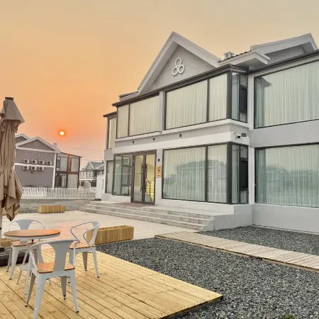 Hulunbuir Ergun Heishantou Grassland Yujian Homestay