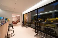 Nalanye Cloud Homestay - Bar