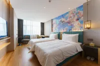 Magnotel Hotel (Jinzhou Linghai Jiuhuashan Park) Hotels in Linghai