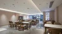 Yunfeng Hotel Hotels in Liuba County