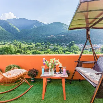 Lugu Zen Views · Enci Retreat (Daluoshui Village)