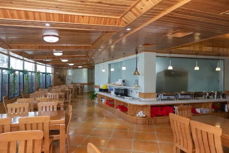 Boss Hotel Отели рядом с достопримечательностью «Huizhou Cultural Park · Huashang Villa - Swimming Pool»