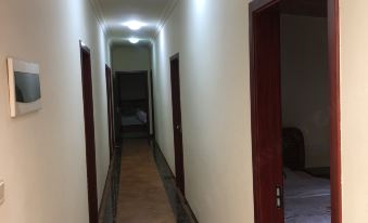 Xiaodongjiang Yanquan Farmhouse