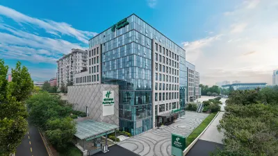 Holiday Inn JINAN THOUSAND BUDDHA MOUNTAIN by IHG Hotels near Guowang Technical Institute