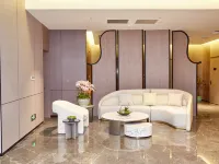 Yunxiang Hotel (Guangzhou Baiyun International Airport T3 Terminal) Hotels near Gaozeng