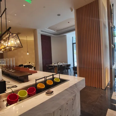 Huangteng International Hotel