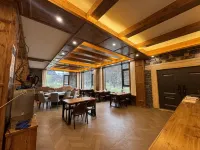 Dangling Jiacang Manor