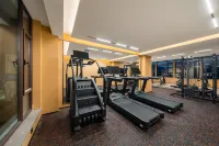 Grand Rezen Hotel Zhaosu  (Tianma International Tourism Cultural Plaza Jiefang Street) - parking
