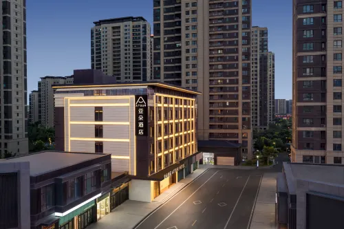 Zhangye West Railway Station Aegean Shopping Center Atour Hotel - Boutique