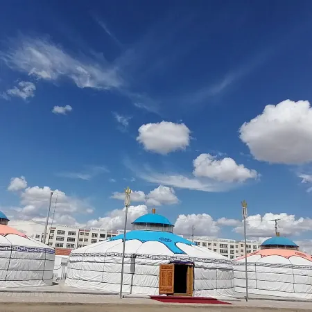 Oriental Pearl Hotel