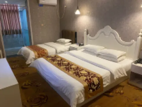 Jasmine Art Hotel (Xinxianghe Normal University Wanda Plaza)