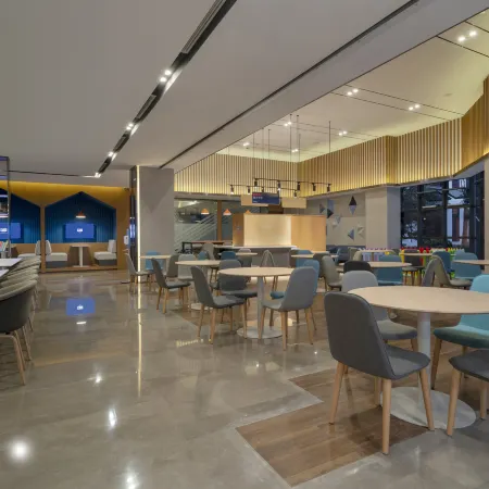 Holiday Inn Express PINGHU by IHG