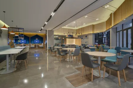 Holiday Inn Express PINGHU by IHG