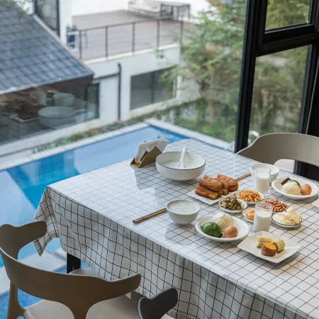 Juesu Hot Spring Hostel