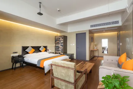 Floral Hotel·Yixing Anbo Hotel (Dingshu Town Branch) Отели рядом с достопримечательностью «Yi Garden»