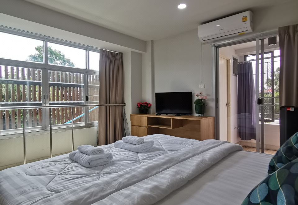 W Residents Images