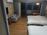 连南瑶宝阁农家乐客栈 - 日出山景双床房