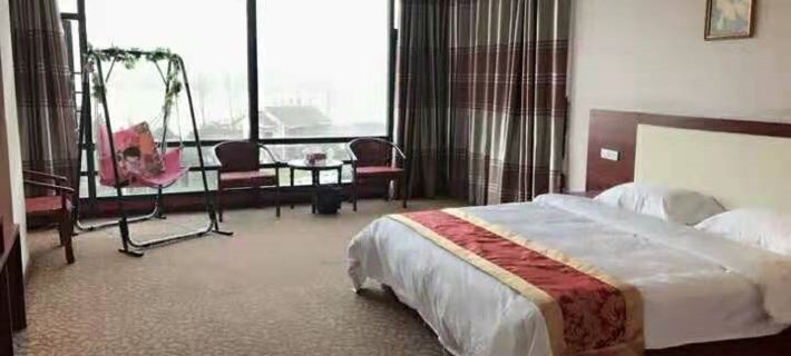 Luquan Chunyuan Farm Hotels in Luquan