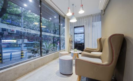 Home Inn·neo (Yubei square subway station of Chongqing Jiangbei International Airport) - Housity