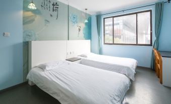 Tongzhou Holiday Hotel (Shanghai Wujiaochang Fudan University)