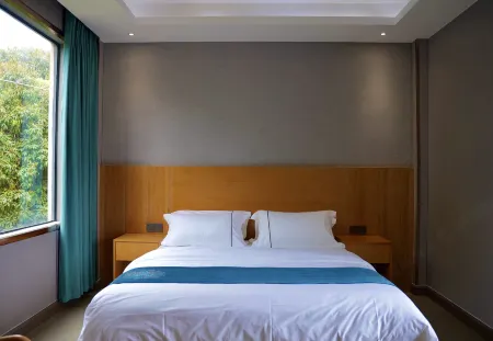 Dongyuan Huilong Impression Homestay Отели рядом с достопримечательностью «Wanlü Lake · Wanlü Valley Resort»