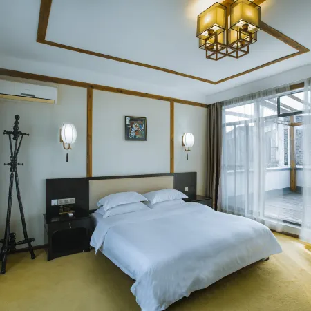 Jinhai Xueshan Spa Resort