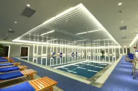 Kaihua International Hotel - Pools