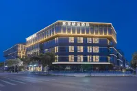 Homeinn Plus Hotel (Shanghai Pujiang High-tech Park Lianhang Road Subway Station) Hotels in Shanghai
