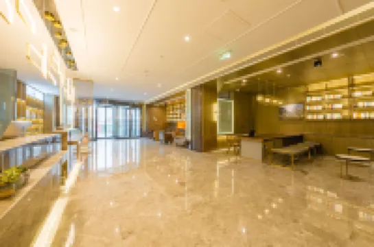 Langfang High speed Railway Station Guangming Bridge Atour Hotels