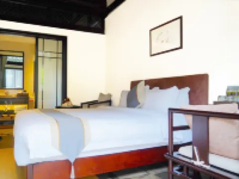 Jushanguan Guesthouse Hotels in Ding'an