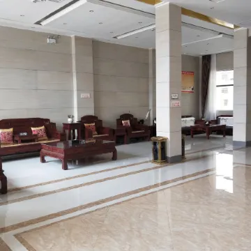 Shuangyu Hotel, Pomei Town, Ceheng County