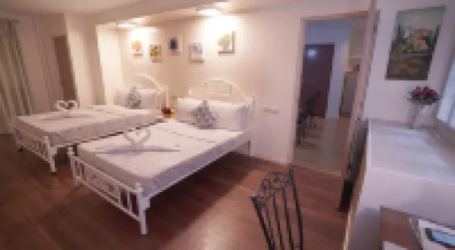 1775 Adriatico Suites