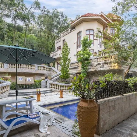Heyuan guest world fun villa Annan Peninsula hot spring villa