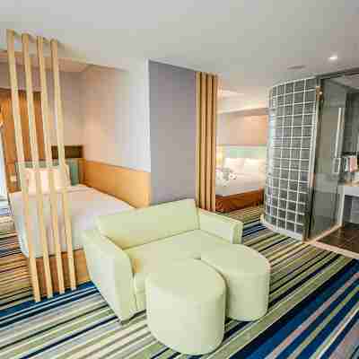 營口萬隆智選假日酒店 Rooms