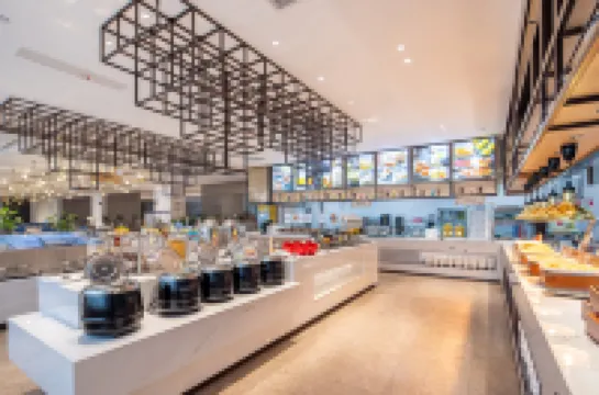 BLUE OCEAN LINDUN HOTEL